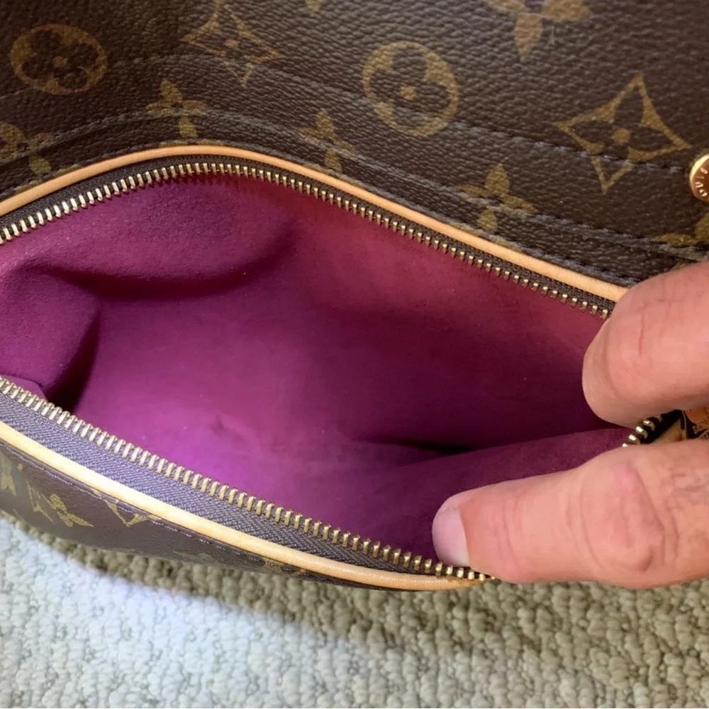 Louis Vuitton Brown and Burgundy Shoulder Bag